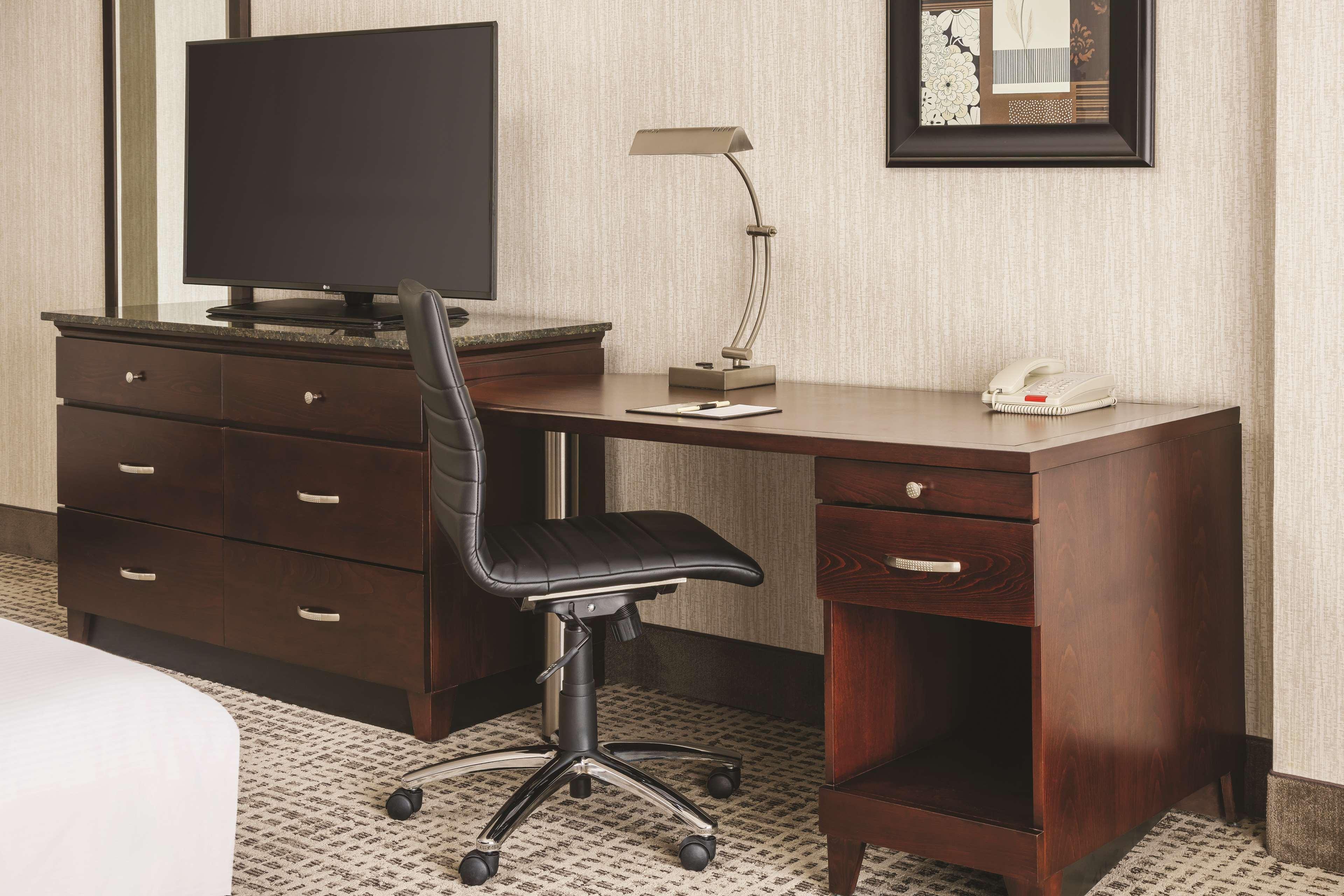 Hotel Doubletree By Hilton Colorado Springs Zewnętrze zdjęcie