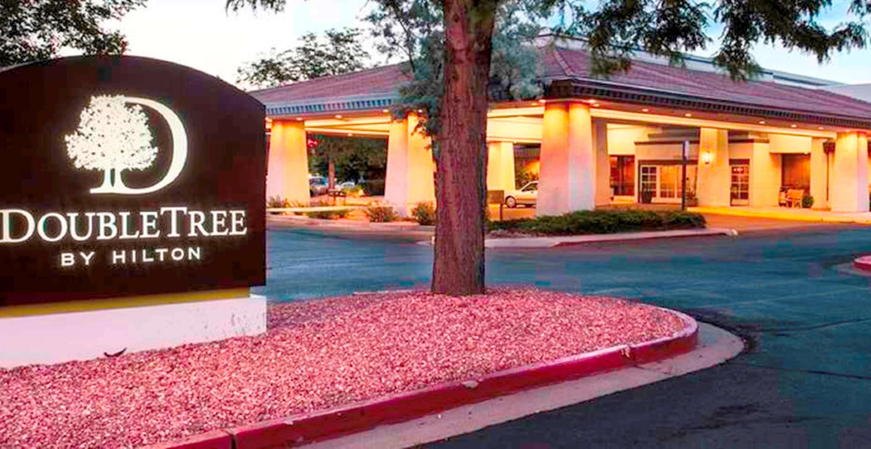 Hotel Doubletree By Hilton Colorado Springs Zewnętrze zdjęcie
