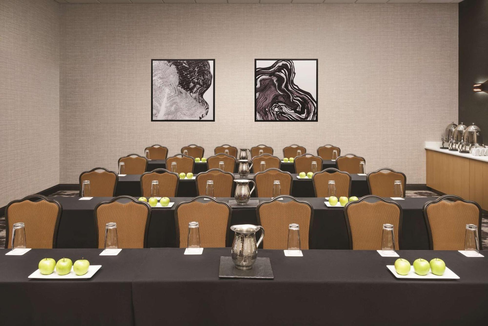 Hotel Doubletree By Hilton Colorado Springs Zewnętrze zdjęcie
