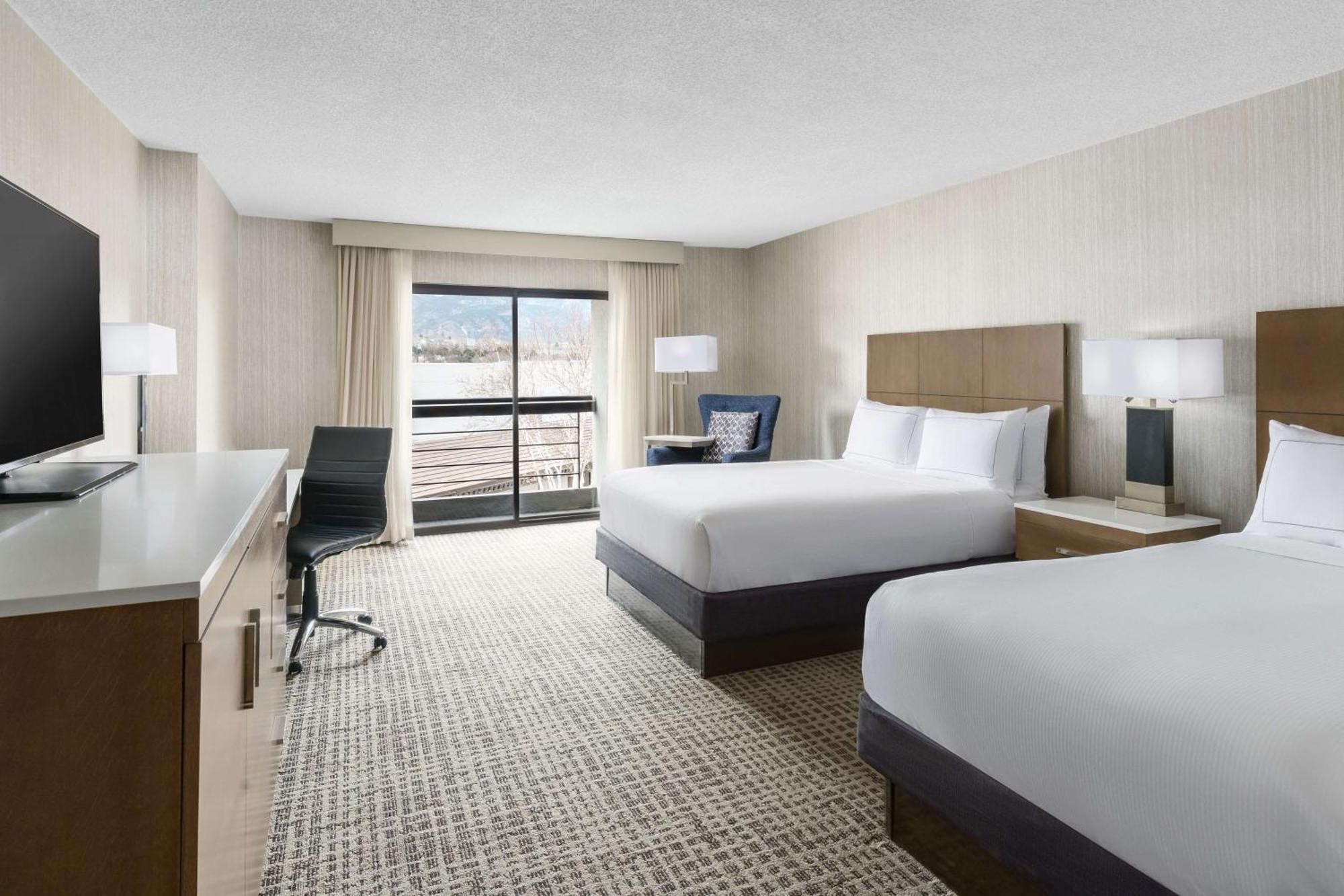 Hotel Doubletree By Hilton Colorado Springs Zewnętrze zdjęcie